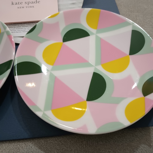Pair of Kate Spade Geometric Plates/ Saucers 6" - Picture 3 of 4